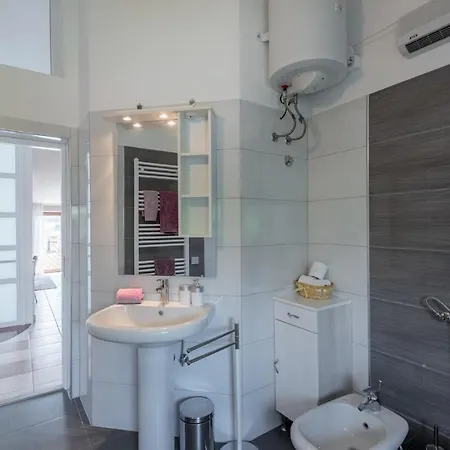 Anna 2 Apartament Pula